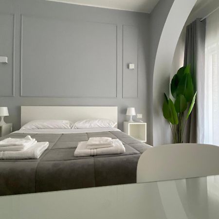 Quintino Sella Rooms Bari Exteriör bild